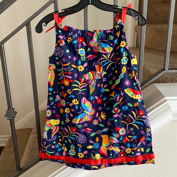 Hanna Andersson sundress, fun, colorful print with ribbon detail, size 120 (6-7) - Picture 2 of 5